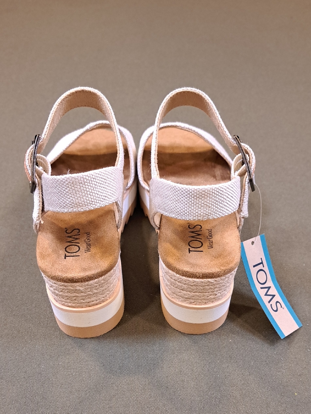 Toms Diana Wedge Sandal - Color: Natural - Size: 7.5 Wide - Picture 6 of 10